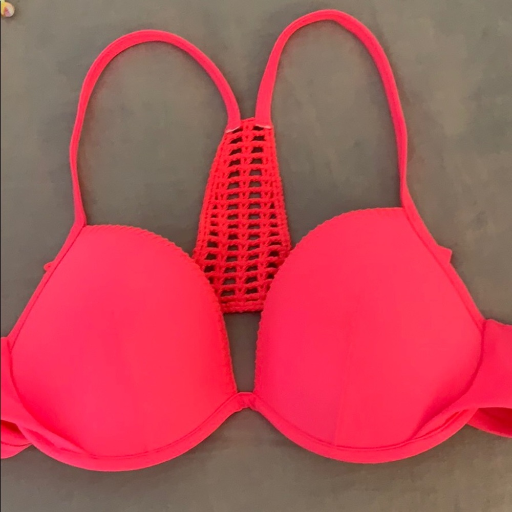 VS top